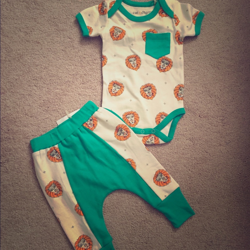 Cat and Dogma brand. Size 3-6 months
